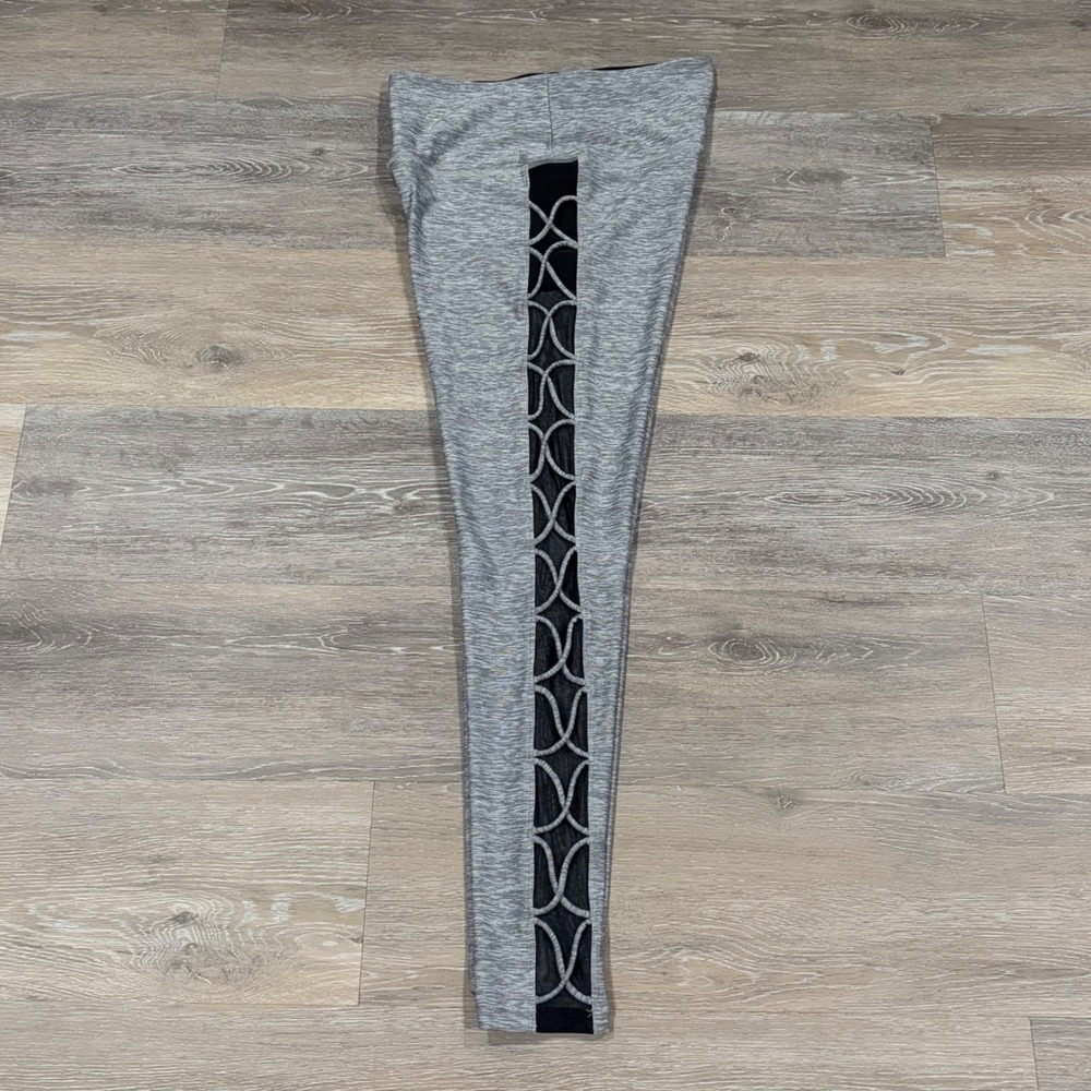 Pink Victorias Secret Ultimate Leggings Gray Black Mesh Lattice Side Panel Med